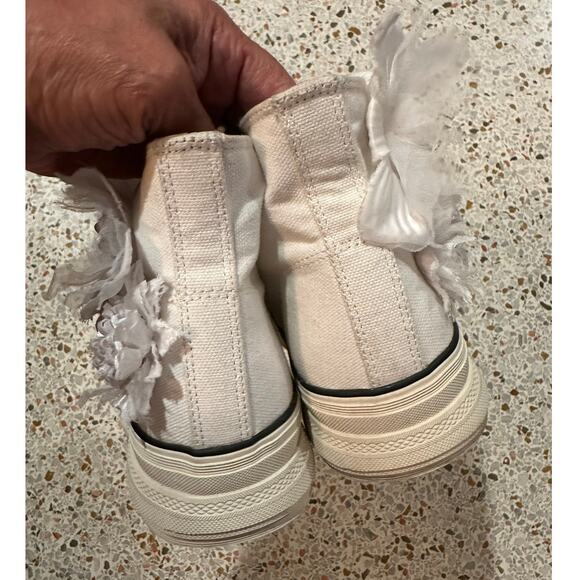 AZALEA WANG Penny Lane Flower Embellished platform canvas Sneaker White size 6 - Picture 10 of 13